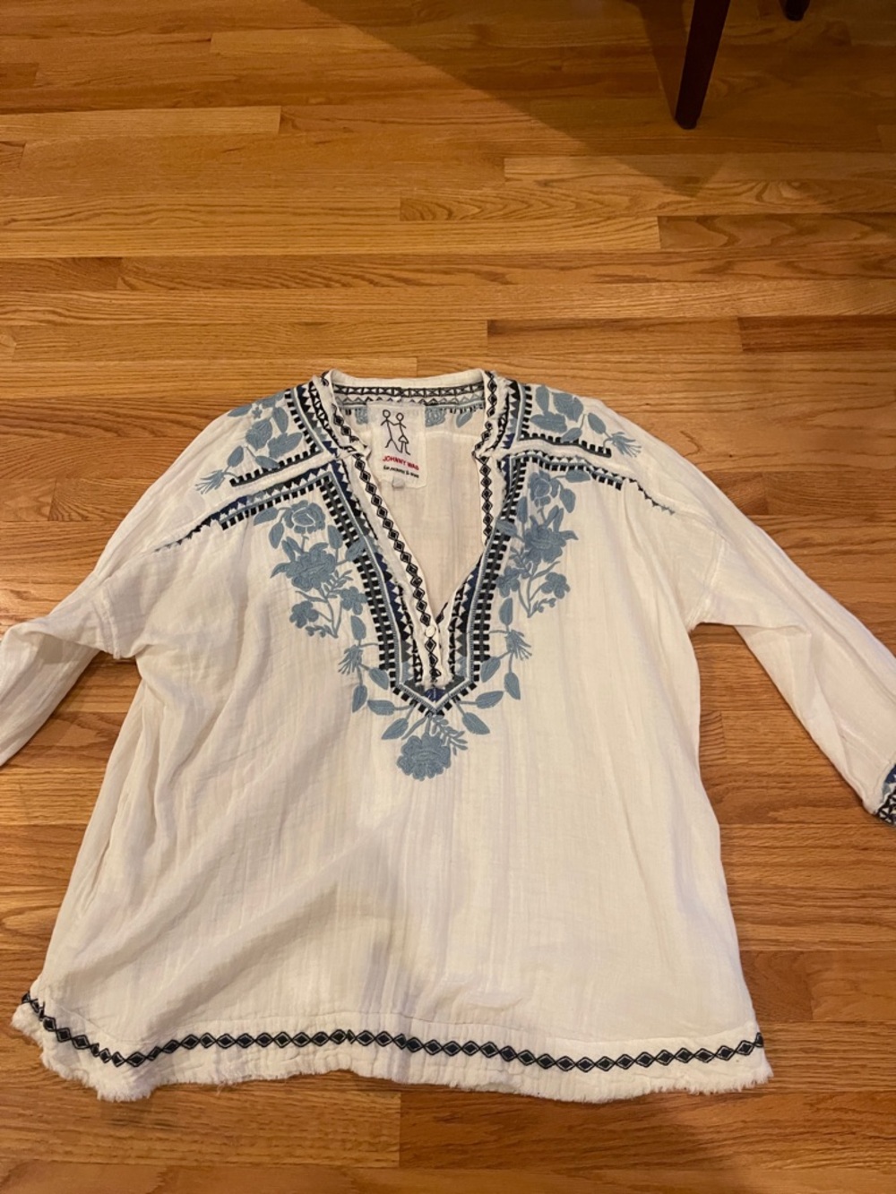 Johnny Was White Tunic with Blue Floral Embroidery - Picture 4 of 5